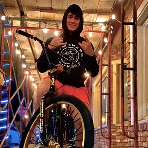 Meet your Posher, Daniel